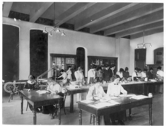 Women's classroom 1900's